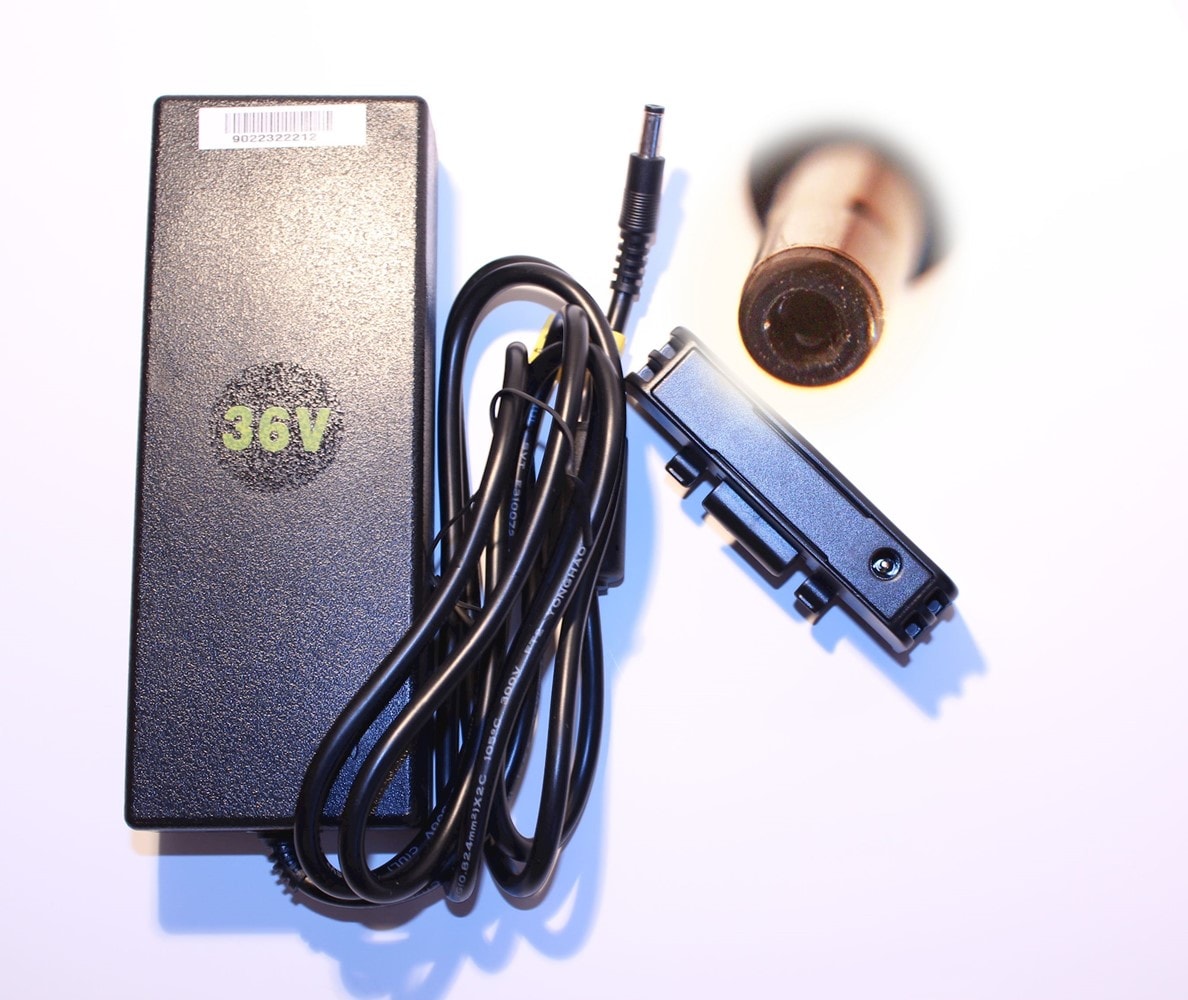 ProMovec Batteriladdare, 36V Till kedjeskyddsbatteri incl adapter (50412)