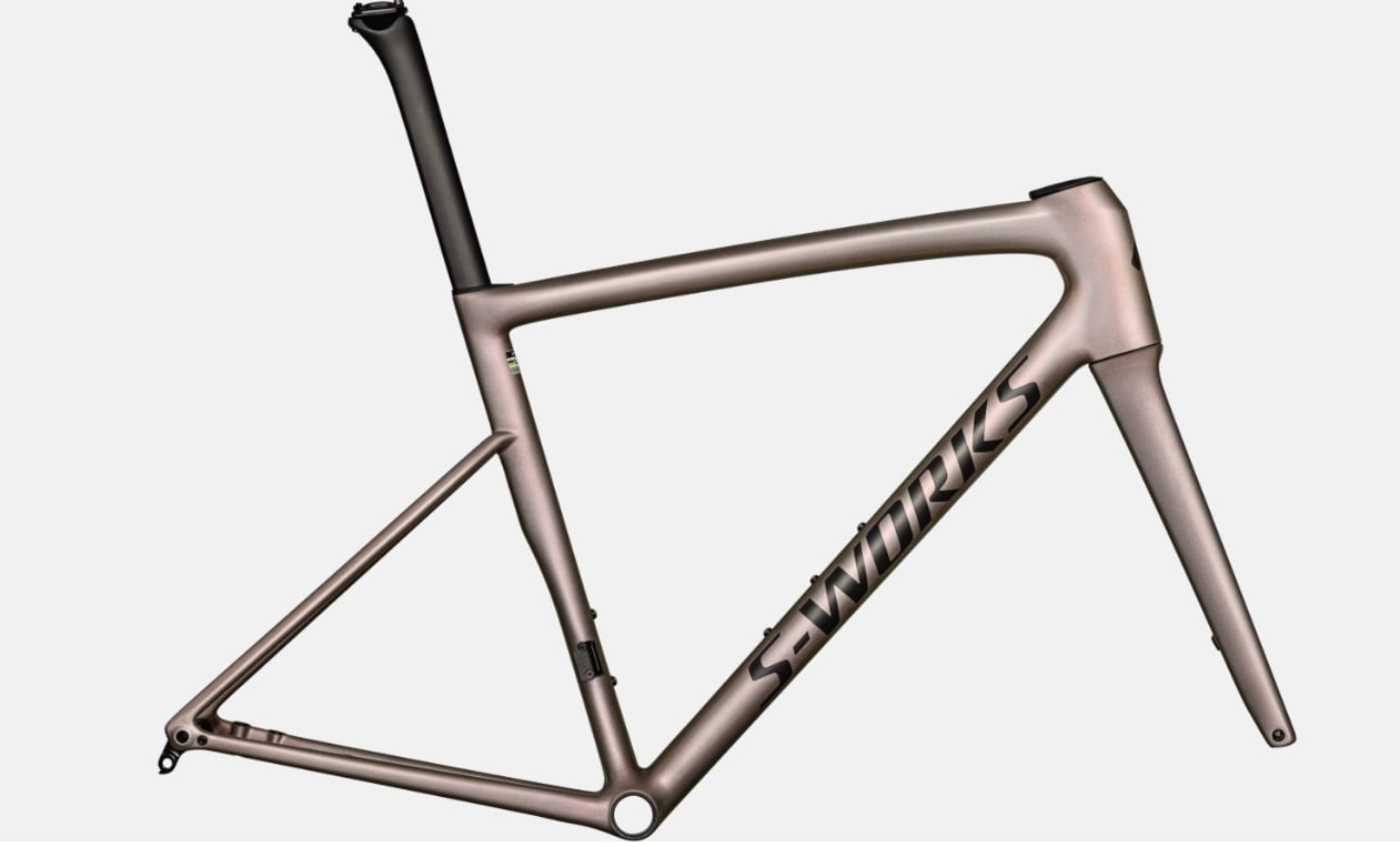 Specialized Ram, Tarmac SL8 S-Works, Gloss Viavi Red Gold Over Silver / Satin Metallic Obsidian