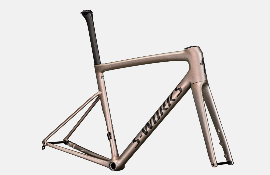 Specialized Ram, Tarmac SL8 S-Works, Gloss Viavi Red Gold Over Silver / Satin Metallic Obsidian
